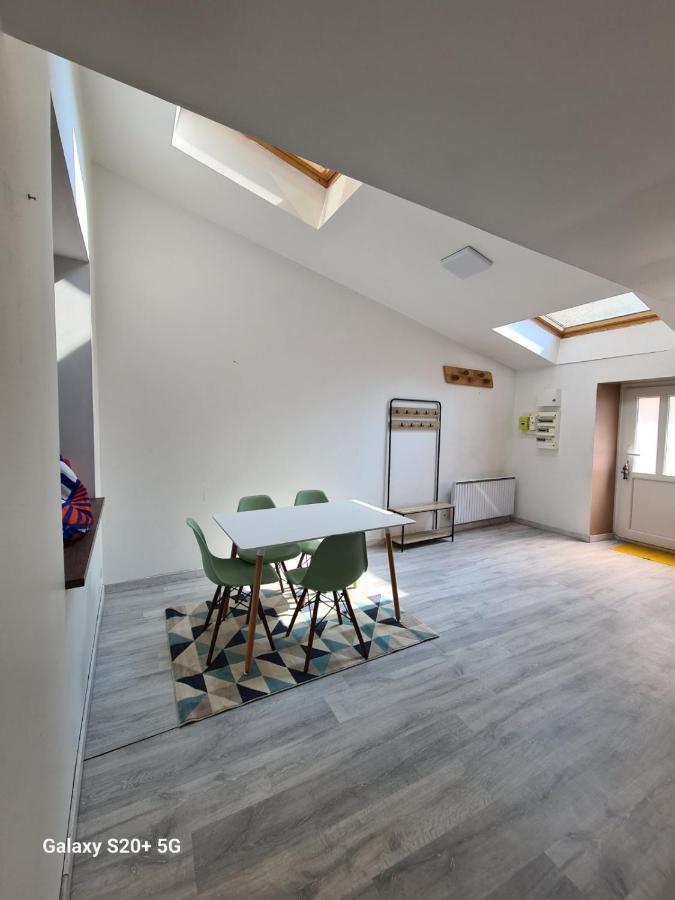 Au Vieux Vesoul Apartment Екстериор снимка